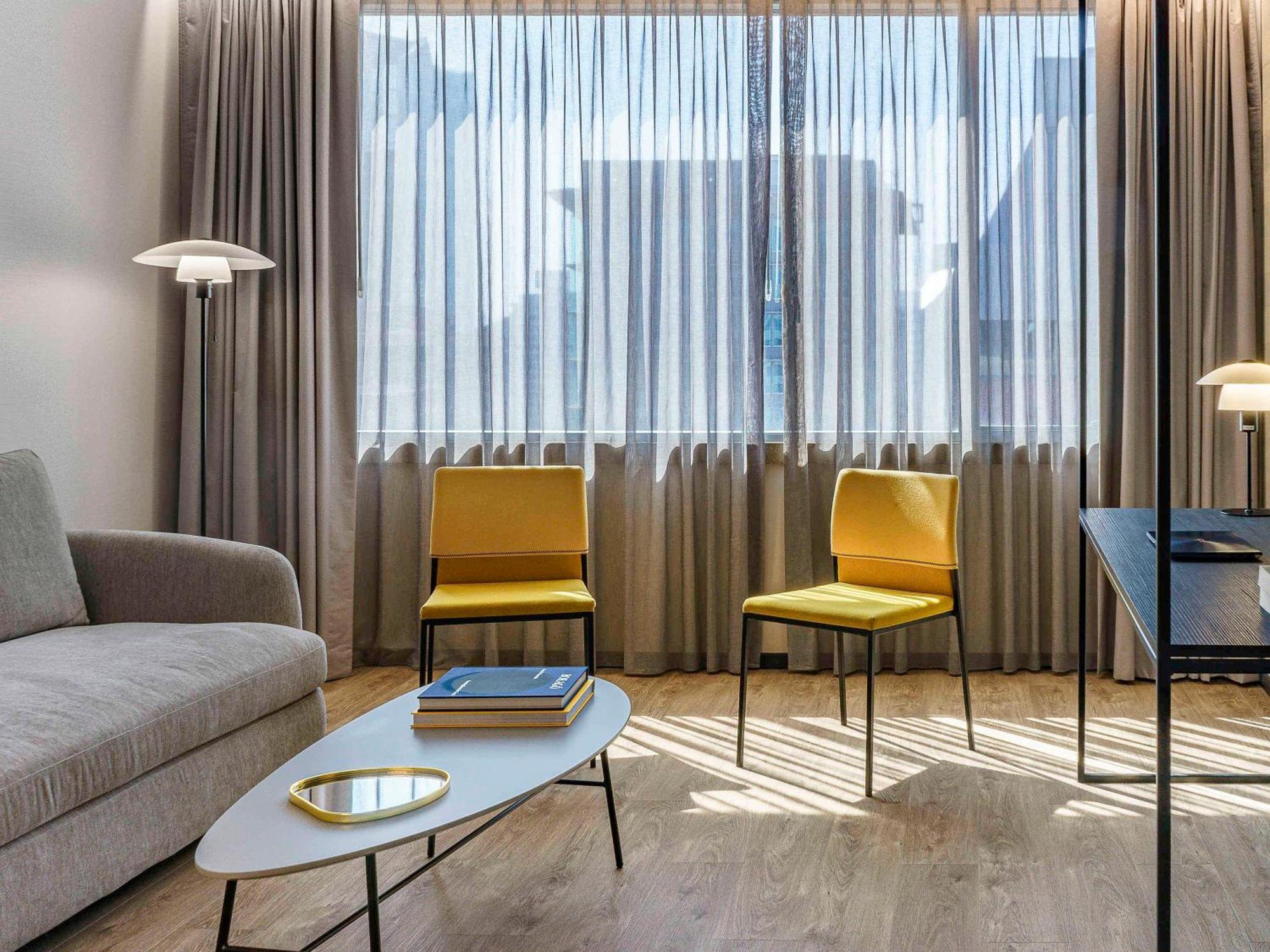 فندق Pullman Santiago El Bosque المظهر الخارجي الصورة A room at the hotel