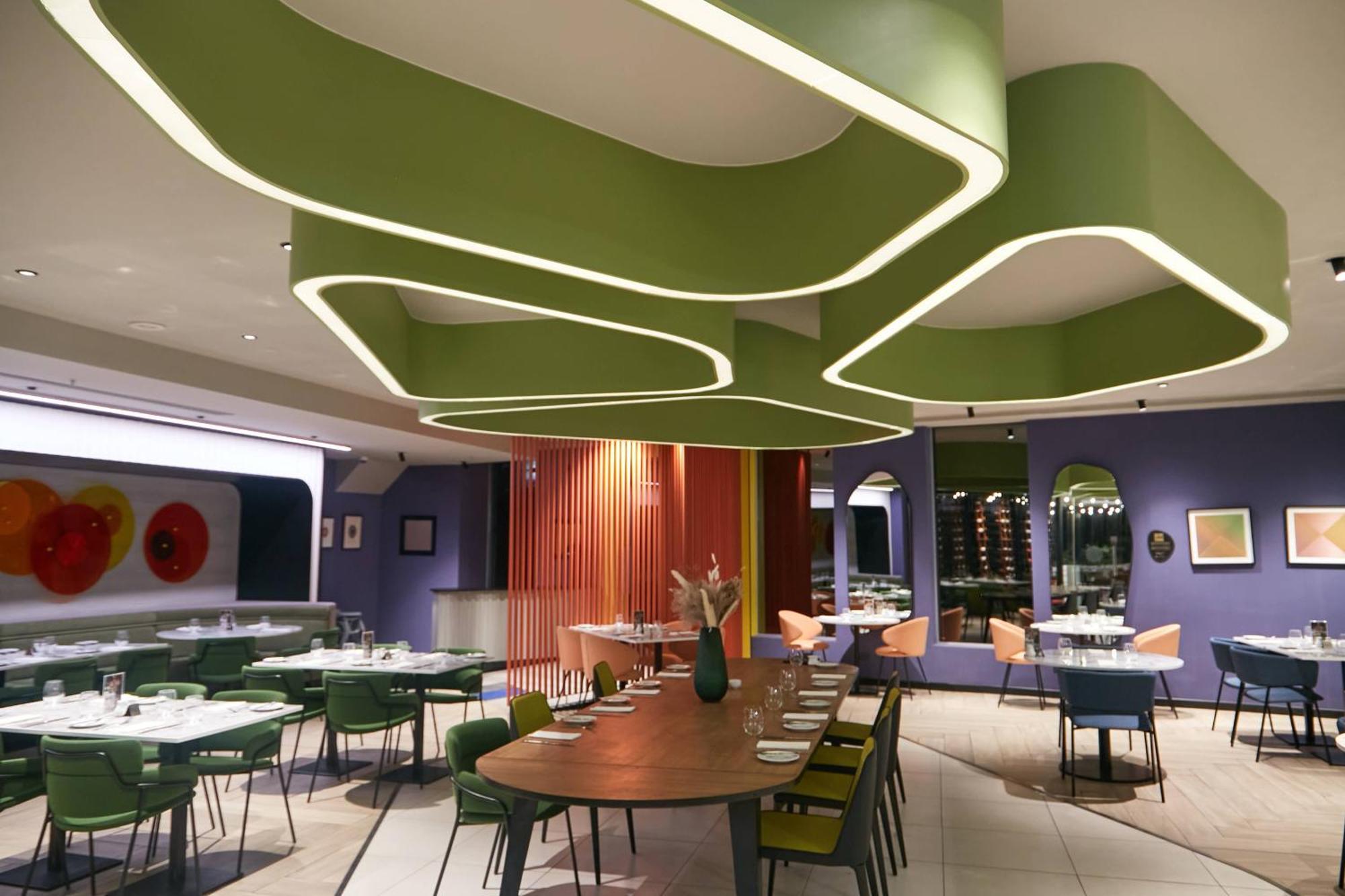 فندق Pullman Santiago El Bosque المظهر الخارجي الصورة Restaurant interior